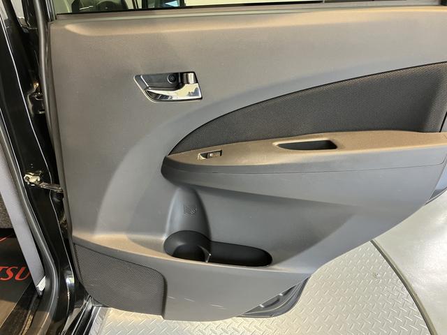 ムーヴカスタム　Ｘ　ＳＡ２ＷＤ　ＣＶＴ車　ＥＴＣ　プッシュスタート　アイドリングストップ　ベンチシート　ディスチャージヘッドライト　電動格納ドアミラー　キーフリーシステム（愛媛県）の中古車