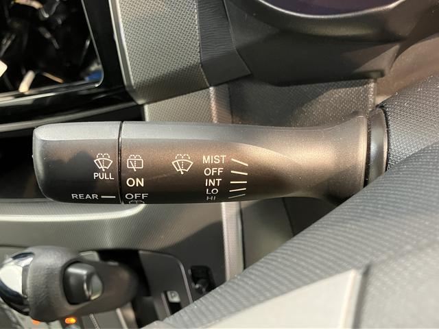 ムーヴカスタム　Ｘ　ＳＡ２ＷＤ　ＣＶＴ車　ＥＴＣ　プッシュスタート　アイドリングストップ　ベンチシート　ディスチャージヘッドライト　電動格納ドアミラー　キーフリーシステム（愛媛県）の中古車