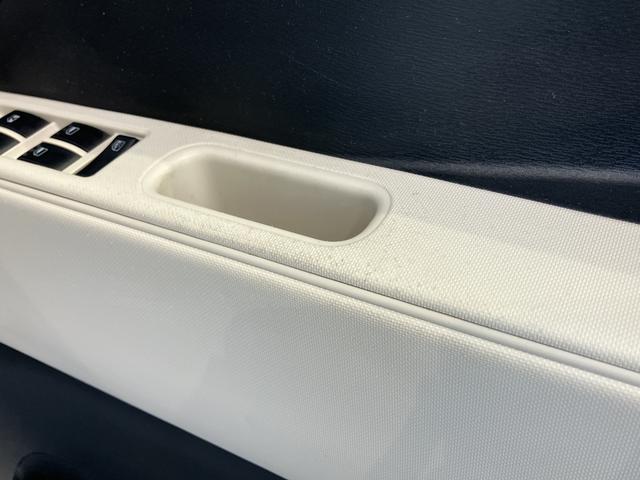 ミラココアココアL純正ナビ ワンセグTV CD USB ETC ベンチシート アイドリングストップ キーレスエントリー 電動格納ドアミラー マニュアルエアコン パワステ パワーウインドウ(愛媛県)の中古車