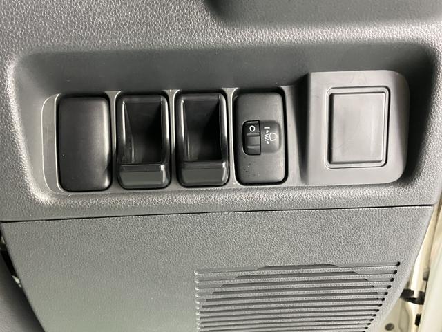 ハイゼットトラックエアコン・パワステ　スペシャル４ＷＤ　５速ＭＴ車　社外ナビ　ワンセグＴＶ　ＣＤ　Ｂｌｕｅｔｏｏｔｈ　マニュアルエアコン　パワステ（愛媛県）の中古車