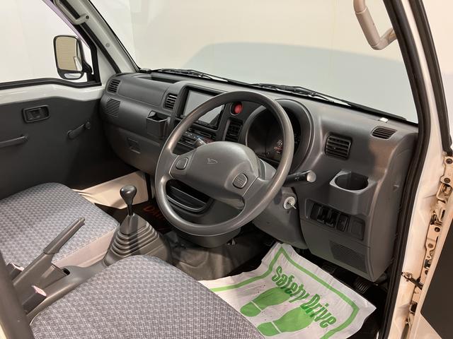 ハイゼットトラックエアコン・パワステ　スペシャル４ＷＤ　５速ＭＴ車　社外ナビ　ワンセグＴＶ　ＣＤ　Ｂｌｕｅｔｏｏｔｈ　マニュアルエアコン　パワステ（愛媛県）の中古車