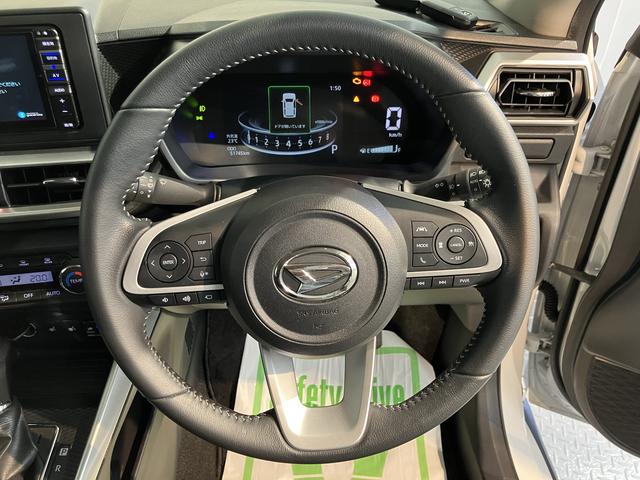 ロッキープレミアム純正ナビ　パノラマモニター　地上デジタルＴＶ　ＣＤ　ＤＶＤ　Ｂｌｕｅｔｏｏｔｈ　ＵＳＢ　プッシュスタート　前席シートヒーター　クルーズコントロール　ＬＥＤヘッドライト　オートライト　スマートアシスト（愛媛県）の中古車