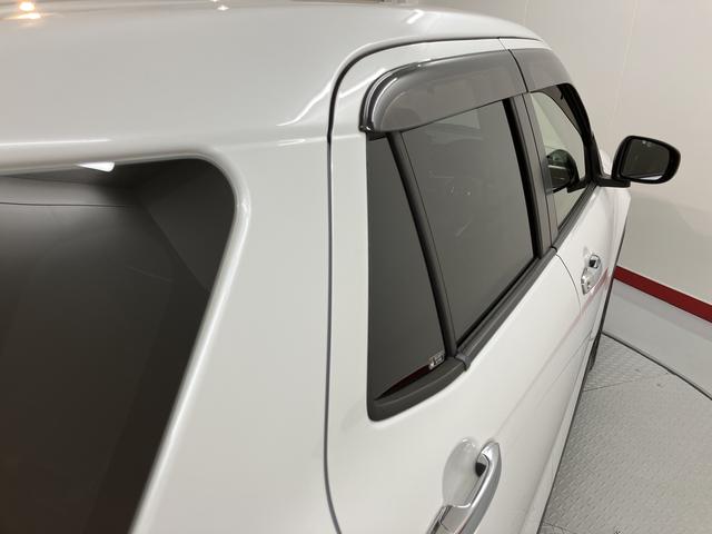 ロッキープレミアム純正ナビ　パノラマモニター　地上デジタルＴＶ　ＣＤ　ＤＶＤ　Ｂｌｕｅｔｏｏｔｈ　ＵＳＢ　プッシュスタート　前席シートヒーター　クルーズコントロール　ＬＥＤヘッドライト　オートライト　スマートアシスト（愛媛県）の中古車