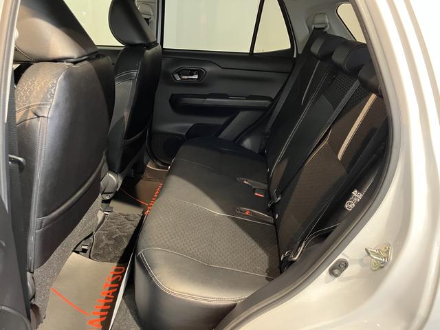 ロッキープレミアム純正ナビ　パノラマモニター　地上デジタルＴＶ　ＣＤ　ＤＶＤ　Ｂｌｕｅｔｏｏｔｈ　ＵＳＢ　プッシュスタート　前席シートヒーター　クルーズコントロール　ＬＥＤヘッドライト　オートライト　スマートアシスト（愛媛県）の中古車