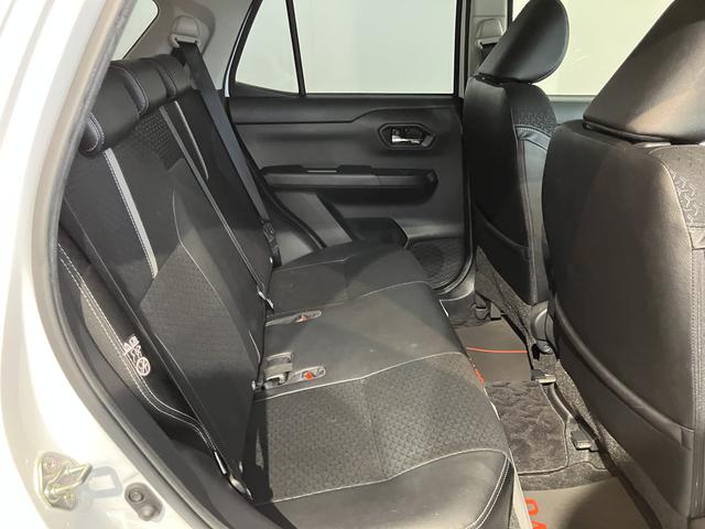 ロッキープレミアム純正ナビ　パノラマモニター　地上デジタルＴＶ　ＣＤ　ＤＶＤ　Ｂｌｕｅｔｏｏｔｈ　ＵＳＢ　プッシュスタート　前席シートヒーター　クルーズコントロール　ＬＥＤヘッドライト　オートライト　スマートアシスト（愛媛県）の中古車