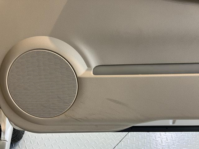 ピノＳ２ＷＤ　ハロゲンヘッドライト　盗難防止装置　純正ＣＤデッキ　ＣＤ　ＡＭ　ＦＭ　社外ＥＴＣ車載器（愛媛県）の中古車