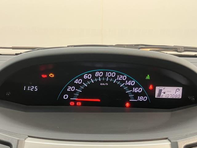 ヴィッツＦ純正ナビ　　ＣＤ　ＤＶＤ　社外ＥＴＣ　マニュアルエアコン　パワステ　パワーウィンドウ　キーレスエントリー（愛媛県）の中古車