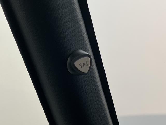 タントカスタムＲＳ純正１０インチメモリーナビ　パノラマモニター　フルセグＴＶ　ＣＤ　ＤＶＤ　ＵＳＢ　Ｂｌｕｅｔｏｏｔｈ　ＥＴＣ　ドラレコ　両側電動スライドドア　前席シートヒーター　ＬＥＤヘッドライト　電動パーキング（愛媛県）の中古車