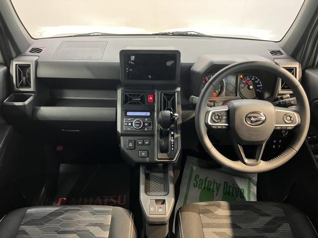 タフトＧ　ダーククロムベンチャー前席シートヒーター　クルーズコントロール　オートライト　ＬＥＤヘッドライト　プッシュスタート　アイドリングストップ　電動パーキング　電動格納ドアミラー　キーフリーシステム　パノラマカメラ装着車（愛媛県）の中古車