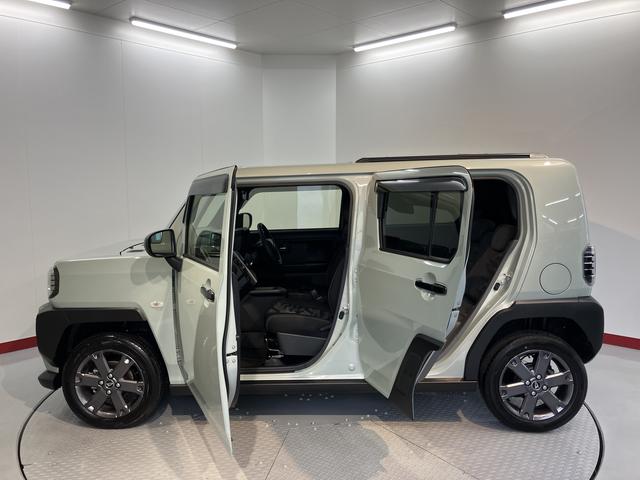 タフトＧ　ダーククロムベンチャー前席シートヒーター　クルーズコントロール　オートライト　ＬＥＤヘッドライト　プッシュスタート　アイドリングストップ　電動パーキング　電動格納ドアミラー　キーフリーシステム　パノラマカメラ装着車（愛媛県）の中古車