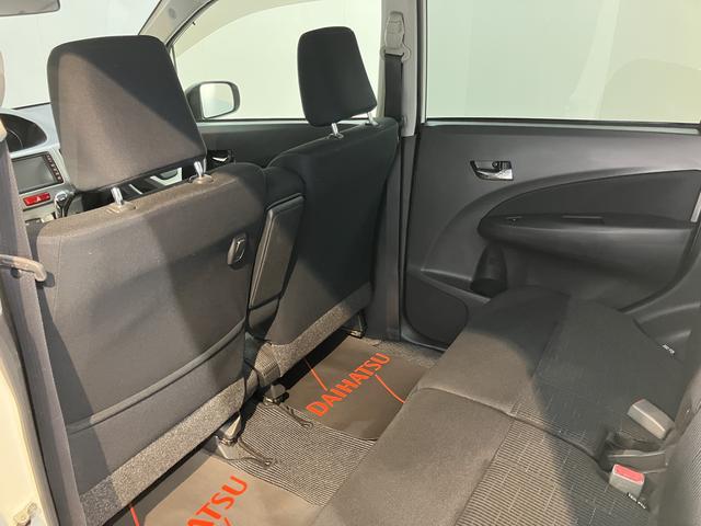 ムーヴカスタム　Ｘリミテッド純正ナビ　バックカメラ　ワンセグＴＶ　ＣＤ　純正ナビ　ベンチシート　プッシュスタート　アイドリングストップ　ディスチャージヘッドライト　電動格納ドアミラー　キーフリーシステム（愛媛県）の中古車