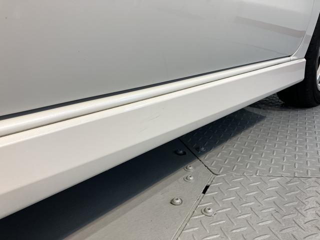 ムーヴカスタム　Ｘリミテッド純正ナビ　バックカメラ　ワンセグＴＶ　ＣＤ　純正ナビ　ベンチシート　プッシュスタート　アイドリングストップ　ディスチャージヘッドライト　電動格納ドアミラー　キーフリーシステム（愛媛県）の中古車