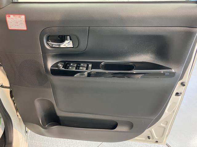 ムーヴキャンバスGブラックインテリアリミテッド SAIII純正ナビ パノラマモニター フルセグTV CD DVD USB Bluetooth 両側電動スライドドア 運転席シートヒーター オートライト LEDヘッドライト プッシュスタート アイドリングストップ(愛媛県)の中古車