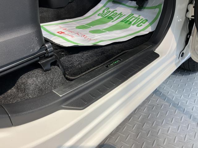 ムーヴキャンバスGブラックインテリアリミテッド SAIII純正ナビ パノラマモニター フルセグTV CD DVD USB Bluetooth 両側電動スライドドア 運転席シートヒーター オートライト LEDヘッドライト プッシュスタート アイドリングストップ(愛媛県)の中古車