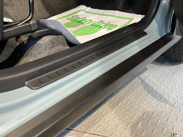 タフトＸプッシュスタート　ＬＥＤヘッドライト　オートライト　電動パーキング　　アイドリングストップ　スマートアシスト　オーディオレス　バックカメラ　キーフリーシステム　サンルーフ（愛媛県）の中古車