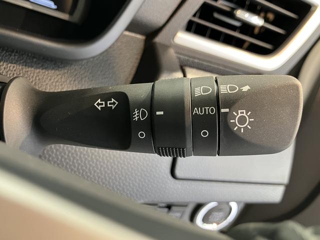 トールカスタムＧ純正ディスプレイオーディオ　バックカメラ　地上デジタルＴＶ　Ｂｌｕｅｔｏｏｔｈ　ＵＳＢ　プッシュスタート　キーフリーシステム　両側電動スライドドア　クルーズコントロール　スマートアシスト（愛媛県）の中古車