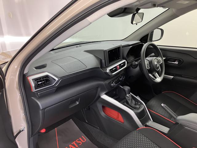 ロッキーＸプッシュスタート　オーディオレス　パノラマモニター　プッシュスタート　ＬＥＤヘッドライト　オートライト　純正アルミホイール　スマートアシスト（愛媛県）の中古車