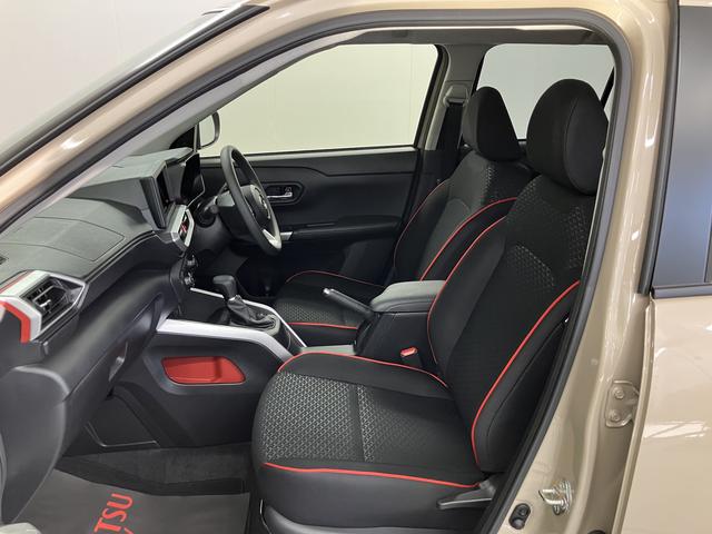 ロッキーＸプッシュスタート　オーディオレス　パノラマモニター　プッシュスタート　ＬＥＤヘッドライト　オートライト　純正アルミホイール　スマートアシスト（愛媛県）の中古車