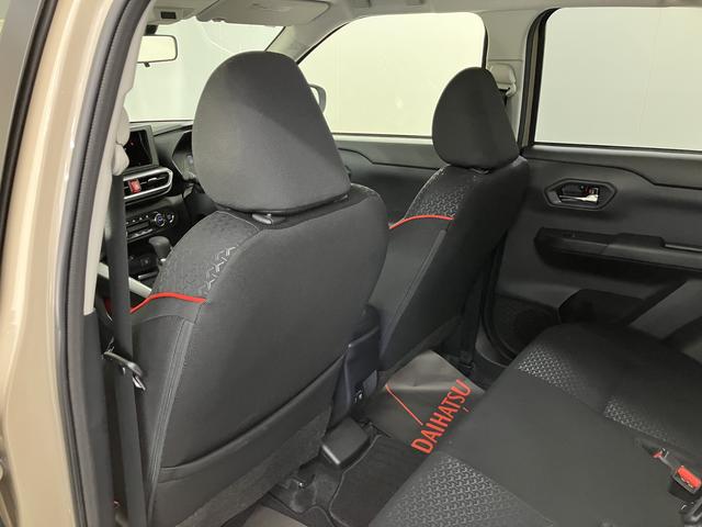 ロッキーＸプッシュスタート　オーディオレス　パノラマモニター　プッシュスタート　ＬＥＤヘッドライト　オートライト　純正アルミホイール　スマートアシスト（愛媛県）の中古車