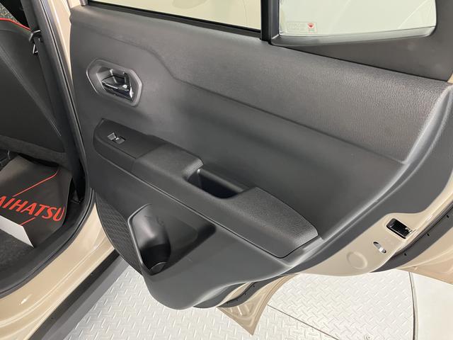 ロッキーＸプッシュスタート　オーディオレス　パノラマモニター　プッシュスタート　ＬＥＤヘッドライト　オートライト　純正アルミホイール　スマートアシスト（愛媛県）の中古車