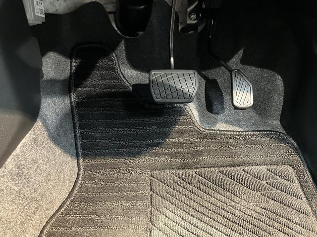 タフトＧターボ　クロムベンチャー２ＷＤ　プッシュスタート　ＬＥＤヘッドライト　スマートアシスト　運転席・助手席シートヒーター　オートライト　オートマチックハイビーム　電動パーキングブレーキ　オートクルーズコントロール　ターボ車（愛媛県）の中古車