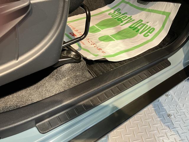 タフトＧターボ　クロムベンチャー２ＷＤ　プッシュスタート　ＬＥＤヘッドライト　スマートアシスト　運転席・助手席シートヒーター　オートライト　オートマチックハイビーム　電動パーキングブレーキ　オートクルーズコントロール　ターボ車（愛媛県）の中古車