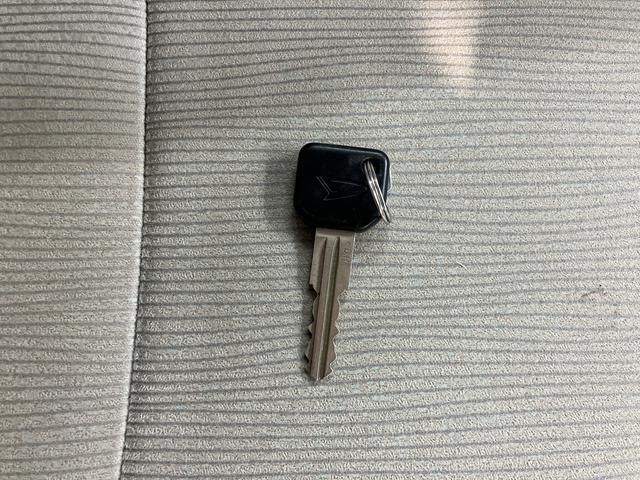 ブーンルミナスＣＸ２ＷＤ　べンチシート　ハロゲンヘッドライト　オートエアコン　純正アルミホイール　電動ドアミラー　　オーディオレス（愛媛県）の中古車