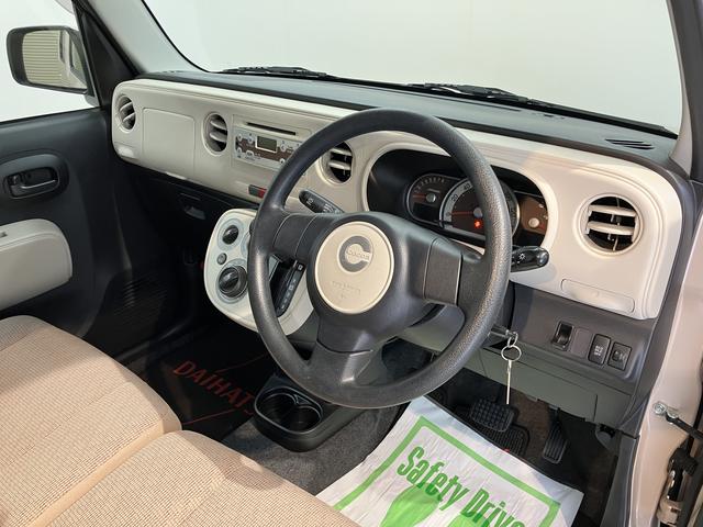 ミラココアココアＬ２ＷＤ　アイドリングストップ車　ベンチシート　盗難防止装置　純正ＣＤデッキ　ＣＤ　ＡＭ　ＦＭ　　ＡＵＸ　バックカメラ（愛媛県）の中古車