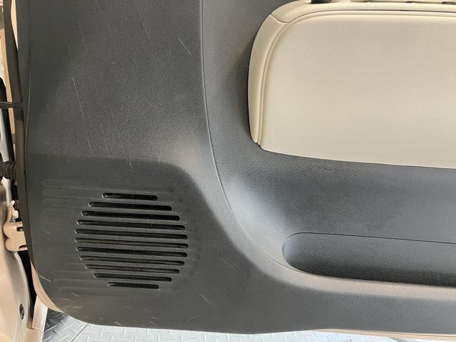 ミラココアココアＬ２ＷＤ　アイドリングストップ車　ベンチシート　盗難防止装置　純正ＣＤデッキ　ＣＤ　ＡＭ　ＦＭ　　ＡＵＸ　バックカメラ（愛媛県）の中古車