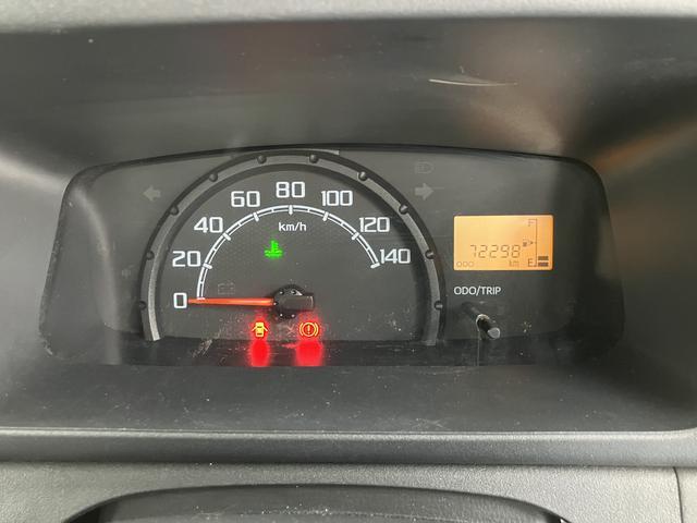 サンバートラックＴＢエアコン　パワステ　運転席エアバック　社外ＬＥＤヘッドライト　２ＷＤ・５速ミッション車（愛媛県）の中古車