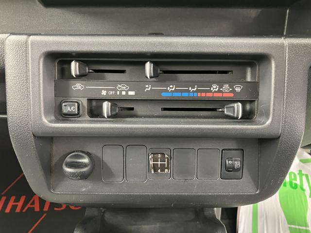 サンバートラックＴＢエアコン　パワステ　運転席エアバック　社外ＬＥＤヘッドライト　２ＷＤ・５速ミッション車（愛媛県）の中古車