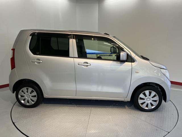 ワゴンＲＦＸ２ＷＤ　ベンチシート　アイドリングストップ車　運転席シートヒーター　ハロゲンヘッドライト　オートエアコン　ワンセグＴＶ　ＥＴＣ車載器　社外ナビ　ＣＤ　ＤＶＤ　社外ドライブレコーダー（愛媛県）の中古車