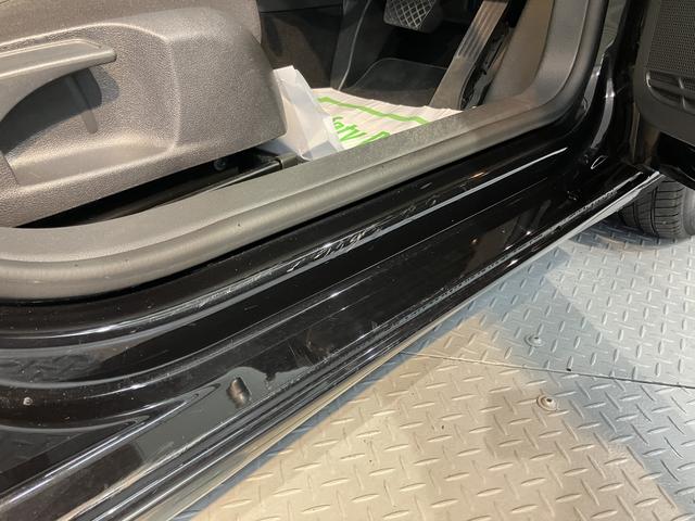 ＶＷ ゴルフＴＳＩトレンドライン純正ナビ　バックモニター　フルセグＴＶ　ＣＤ　ＤＶＤ　ＵＳＢ　Ｂｌｕｅｔｏｏｔｈ　社外ＥＴＣ　オートライト　アイドリングストップ　電動格納ドアミラー　キーレスエントリー（愛媛県）の中古車