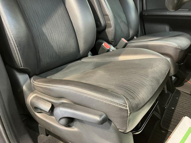 フリードスパイクハイブリッドジャストセレクション＋純正ナビ　バックモニター　フルセグＴＶ　ＣＤ　ＤＶＤ　Ｂｌｕｅｔｏｏｔｈ　ＥＴＣ　両側電動スライドドア　クルーズコントロール　オートライト　ディスチャージヘッドライト　電動格納ドアミラー　キーフリー（愛媛県）の中古車