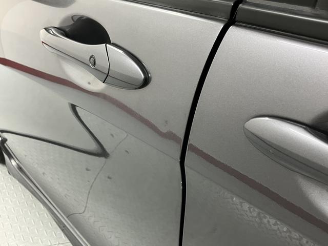 フリードスパイクハイブリッドジャストセレクション＋純正ナビ　バックモニター　フルセグＴＶ　ＣＤ　ＤＶＤ　Ｂｌｕｅｔｏｏｔｈ　ＥＴＣ　両側電動スライドドア　クルーズコントロール　オートライト　ディスチャージヘッドライト　電動格納ドアミラー　キーフリー（愛媛県）の中古車