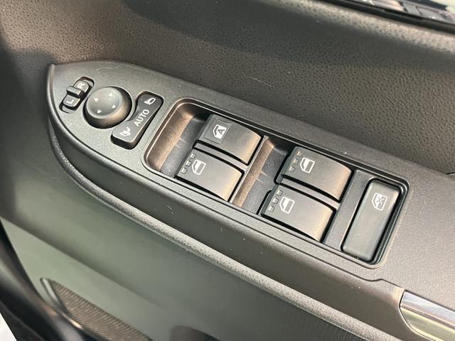 タントカスタムRS両側電動スライドドア 障害物センサー 前席シートヒーター 電動パーキング クルーズコントロール オートライト LEDヘッドライト プッシュスタート アイドリングストップ 電動格納ドアミラー キーフリー(愛媛県)の中古車