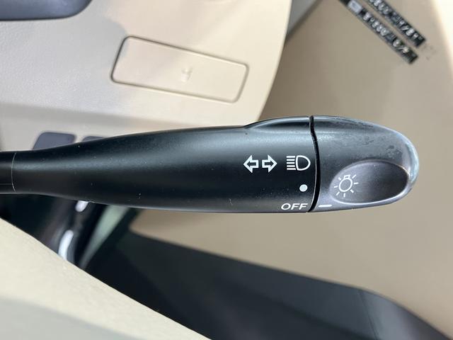 ミラＸスペシャル２ＷＤ　ＭＴ車　エアコン　パワステ　パワーウィンドウ　ＡＢＳ　エアバッグ　ＣＤ　ＥＴＣ（愛媛県）の中古車