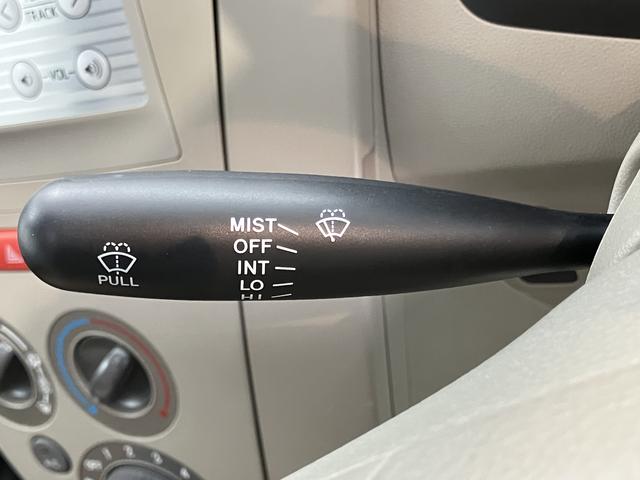 ミラＸスペシャル２ＷＤ　ＭＴ車　エアコン　パワステ　パワーウィンドウ　ＡＢＳ　エアバッグ　ＣＤ　ＥＴＣ（愛媛県）の中古車