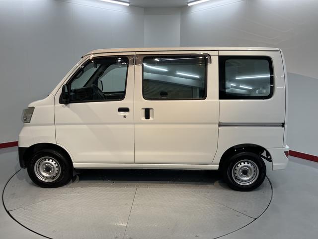 ハイゼットカーゴスペシャル２ＷＤ　ＭＴ車　エアコン　パワステ　ＡＢＳ　集中ドアロック　オートライト　アイドリングストップ（愛媛県）の中古車