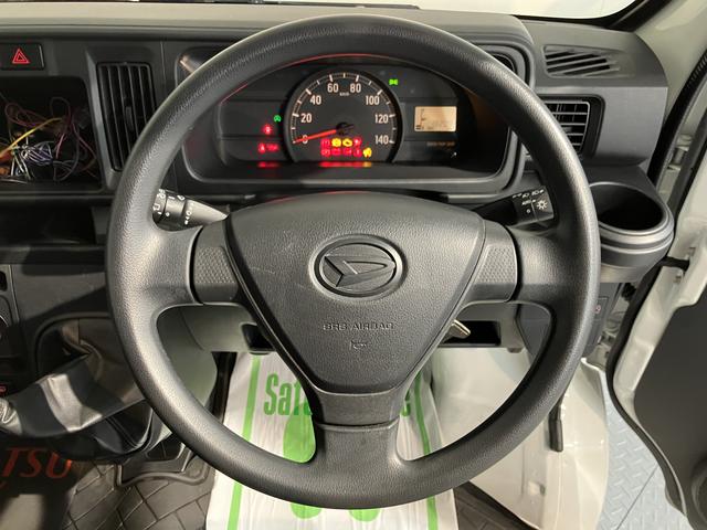 ハイゼットカーゴスペシャル２ＷＤ　ＭＴ車　エアコン　パワステ　ＡＢＳ　集中ドアロック　オートライト　アイドリングストップ（愛媛県）の中古車