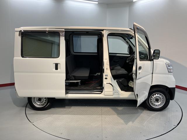 ハイゼットカーゴスペシャル２ＷＤ　ＭＴ車　エアコン　パワステ　ＡＢＳ　集中ドアロック　オートライト　アイドリングストップ（愛媛県）の中古車