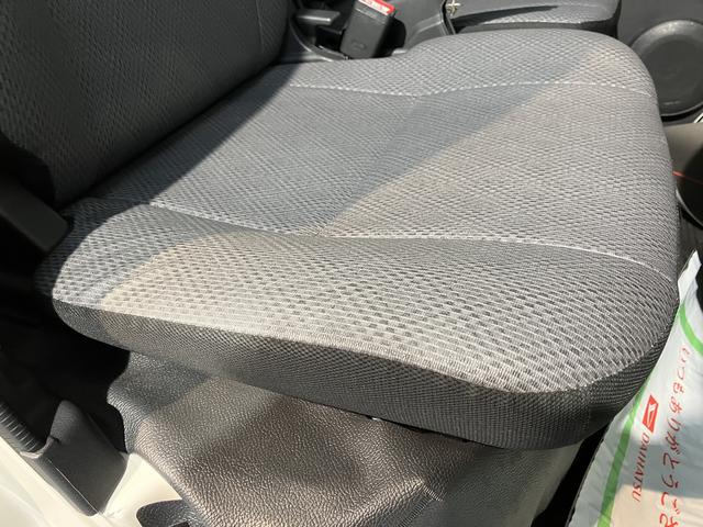 ハイゼットカーゴスペシャル２ＷＤ　ＭＴ車　エアコン　パワステ　ＡＢＳ　集中ドアロック　オートライト　アイドリングストップ（愛媛県）の中古車