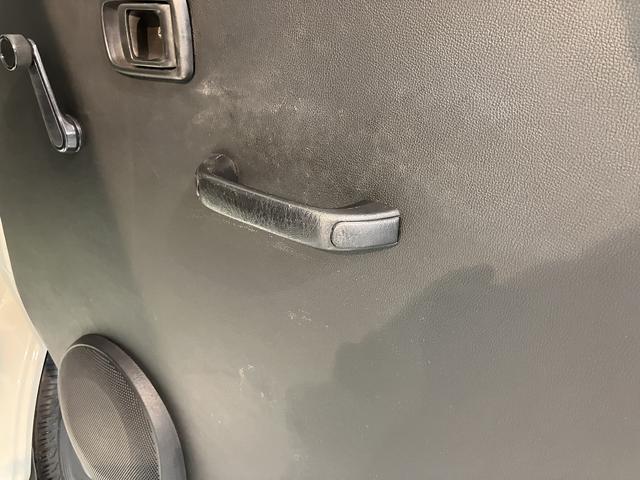 ハイゼットカーゴスペシャル２ＷＤ　ＭＴ車　エアコン　パワステ　ＡＢＳ　集中ドアロック　オートライト　アイドリングストップ（愛媛県）の中古車