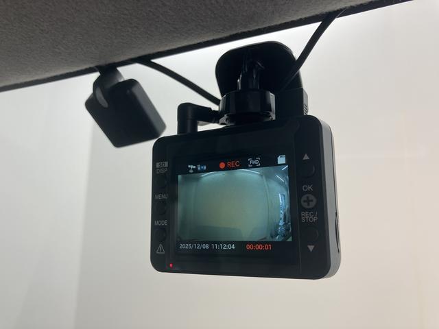 タントXリミテッド2WD ベンチシート 片側ドア片側電動スライドドア アイドリングストップ車 ハロゲンヘッドライト コーナーセンサー 盗難防止装置 純正ナビ 社外前後ドライブレコーダー ETC車載器 バックカメラ(愛媛県)の中古車