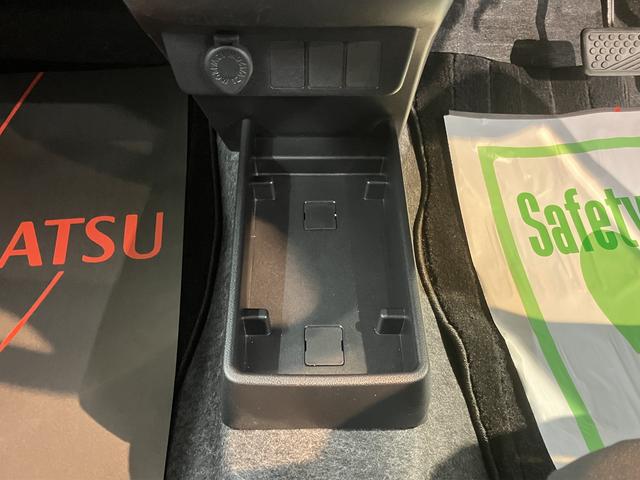 ミライースX SAIII2WD オートライト LEDヘッドライト コーナーセンサー アイドリングストップ 盗難防止装置 Bluetooth USB AUX(愛媛県)の中古車