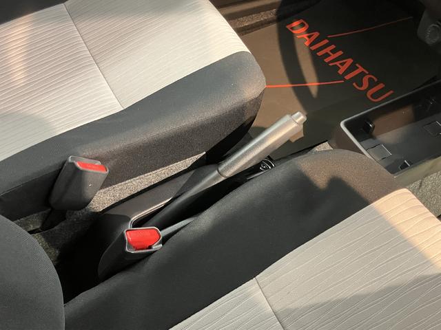 ミライースX SAIII2WD オートライト LEDヘッドライト コーナーセンサー アイドリングストップ 盗難防止装置 Bluetooth USB AUX(愛媛県)の中古車