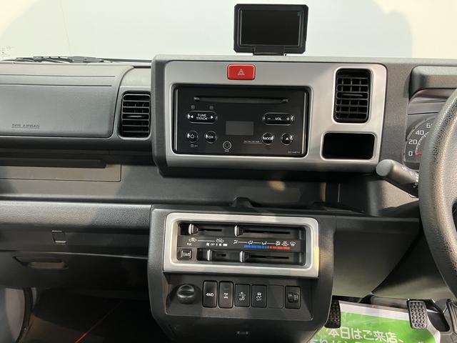 ハイゼットトラックジャンボＳＡIIIｔ４ＷＤ　ＭＴ車　ＬＥＤヘッドライト　フロントフォグランプ　作業灯　純正ＣＤデッキ　ＣＤ　ＡＵＸ　ＡＭ　ＦＭ（愛媛県）の中古車