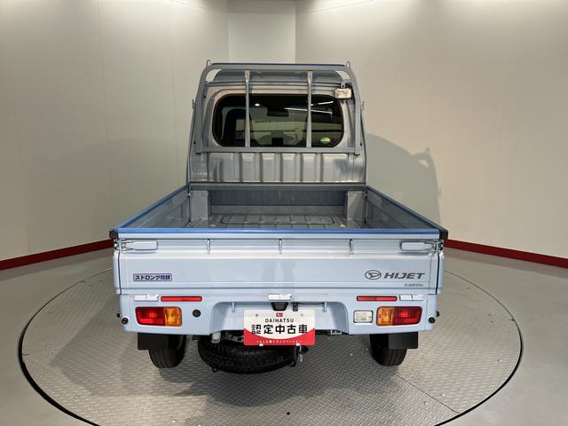 ハイゼットトラックジャンボＳＡIIIｔ４ＷＤ　ＭＴ車　ＬＥＤヘッドライト　フロントフォグランプ　作業灯　純正ＣＤデッキ　ＣＤ　ＡＵＸ　ＡＭ　ＦＭ（愛媛県）の中古車