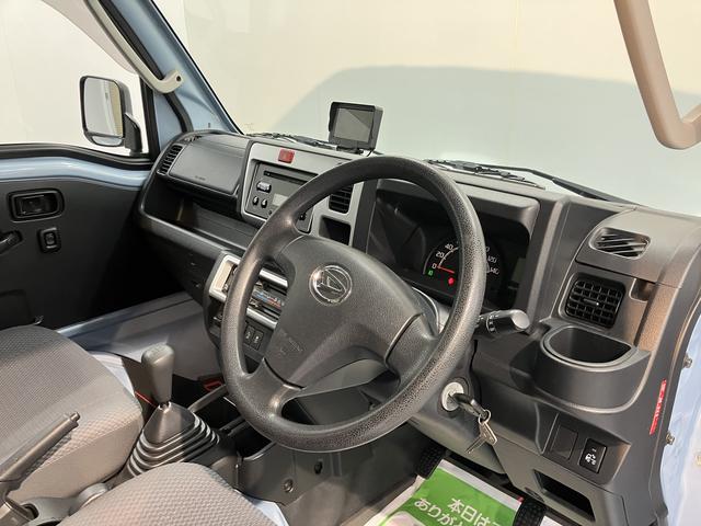 ハイゼットトラックジャンボＳＡIIIｔ４ＷＤ　ＭＴ車　ＬＥＤヘッドライト　フロントフォグランプ　作業灯　純正ＣＤデッキ　ＣＤ　ＡＵＸ　ＡＭ　ＦＭ（愛媛県）の中古車