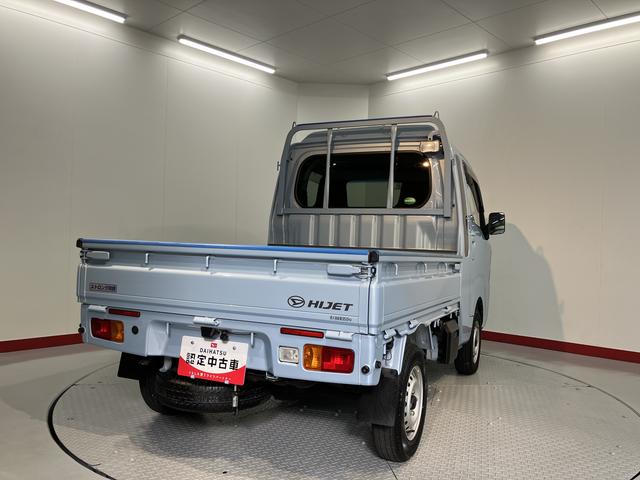 ハイゼットトラックジャンボＳＡIIIｔ４ＷＤ　ＭＴ車　ＬＥＤヘッドライト　フロントフォグランプ　作業灯　純正ＣＤデッキ　ＣＤ　ＡＵＸ　ＡＭ　ＦＭ（愛媛県）の中古車